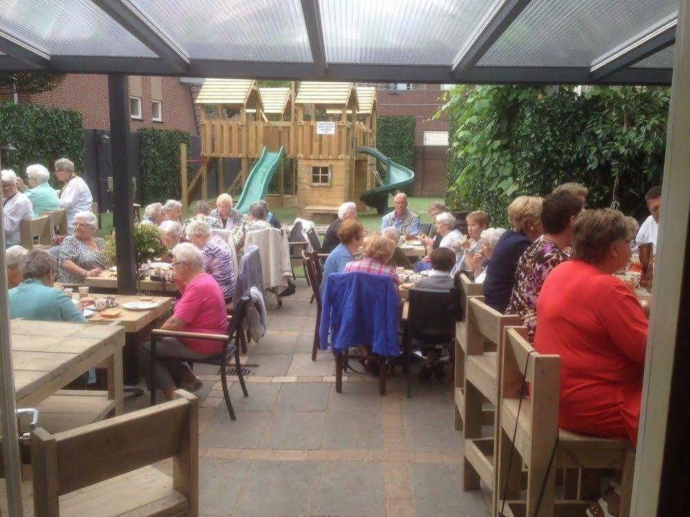 Hotel Bij Verhoeven Zevenbergen Esterno foto